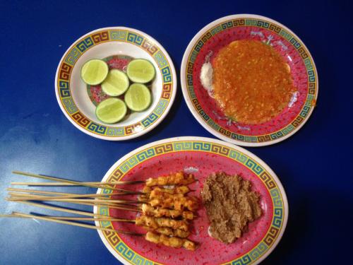 3 Alasan Kenapa Sate Taichan di Senayan Sangat Ramai